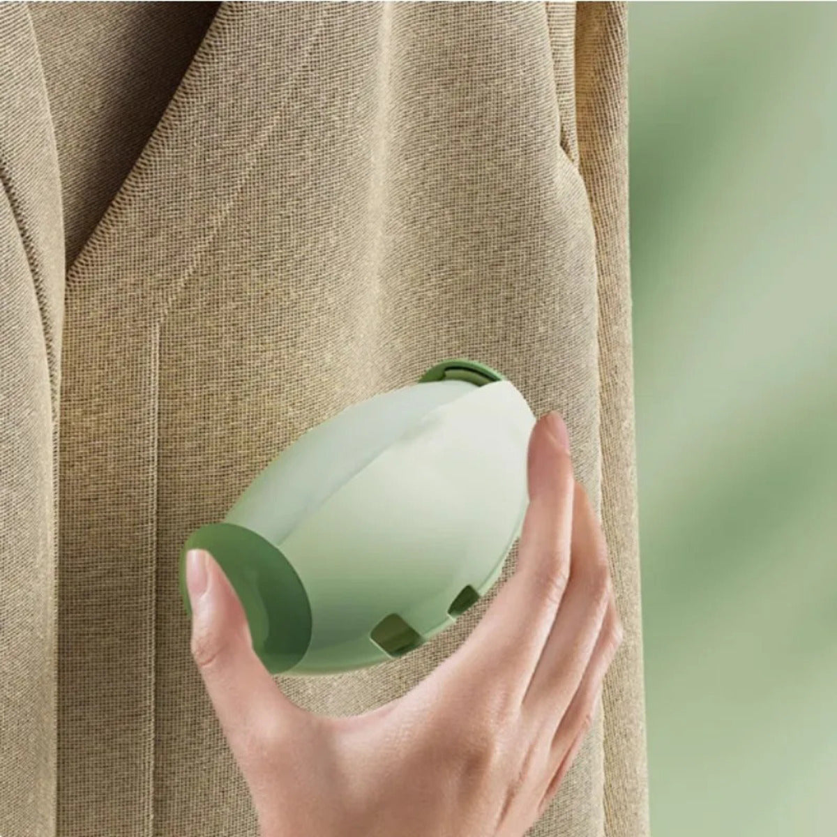🧽 Reusable Lint Roller Ball –